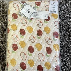 Kate Quinn Round Quilted Playmat